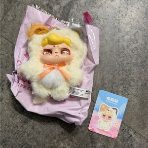 Gugumi fluffy cute creatures - calico cat